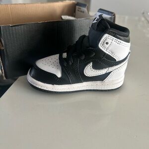 Retro Jordan 1 - Toddler (4c)